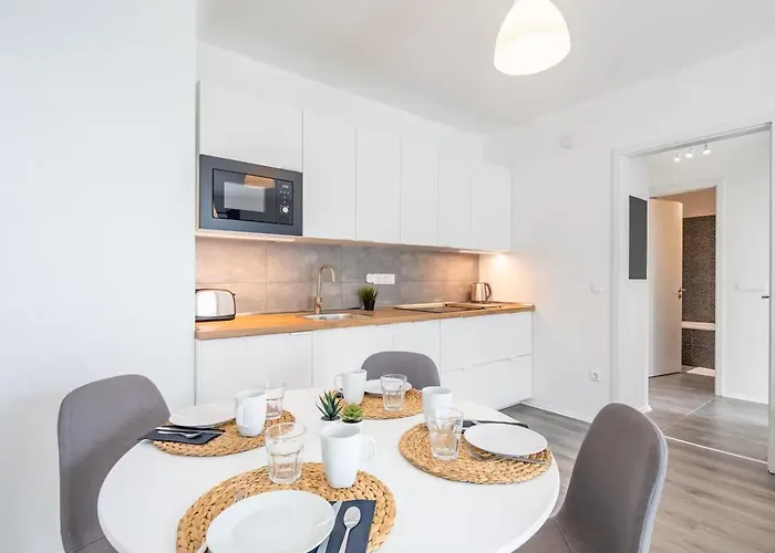 Apartament Modern Hideaway With Balcony *