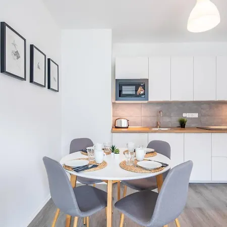 Modern Hideaway With Balcony Appartement Budapest